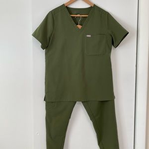 Womens Scrubs
